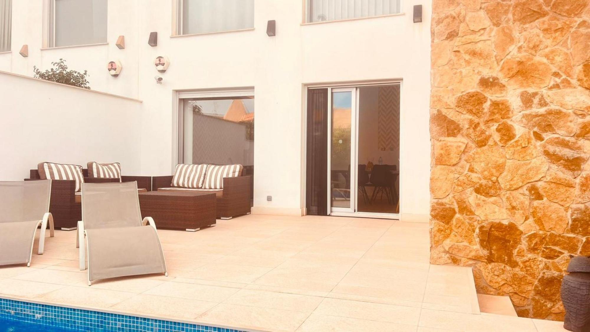 Luxury Villa Torrevieja With Swimmingpool Екстериор снимка